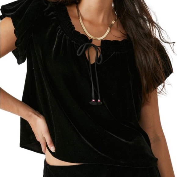 NWT FREE PEOPLE TERESE TOP IN BLACK - Picture 2 of 10